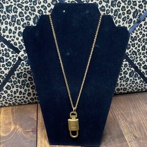 Louis Vuitton #313 Authentic Gold Padlock Pendant Necklace